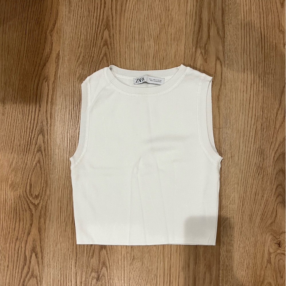 Zara Classic White Knit Top